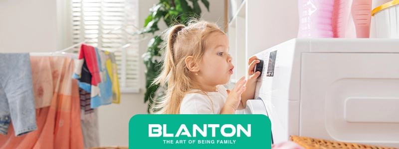 شستشوی دستی لباس کودک